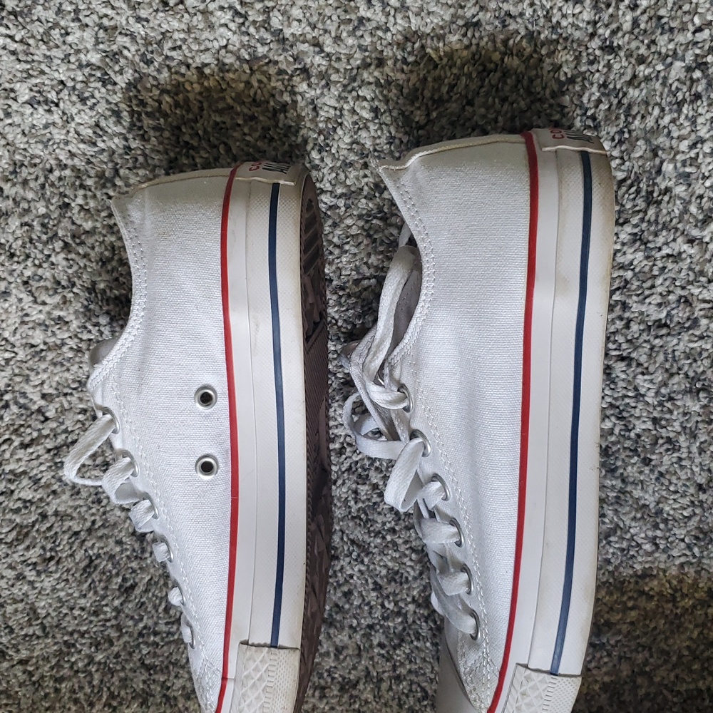 White Converse - Picture 5 of 7